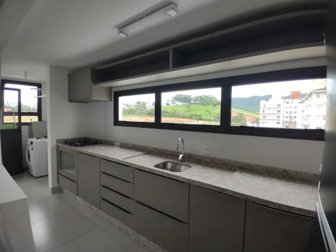 Apartamento para Locação em Palhoça / SC no bairro Pedra Branca