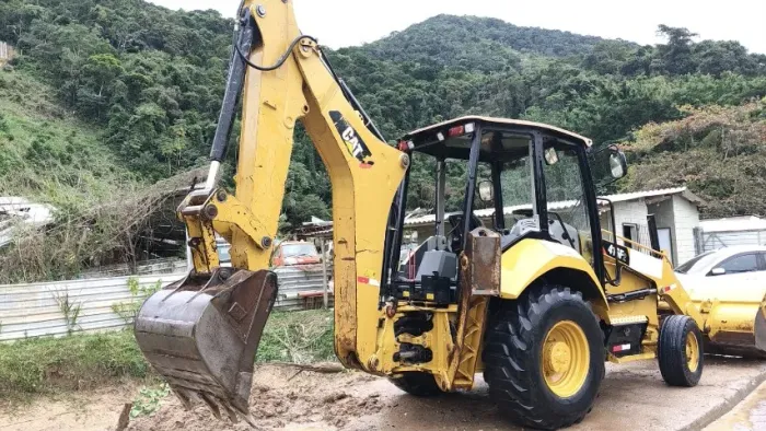 RETROESCAVADEIRA CAT 416F2 4x2 ? 2019