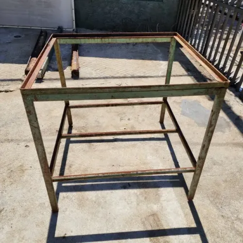 Estrutura de Ferro Bancada Mesa L 81,5 x L 73,5 x A 72cm