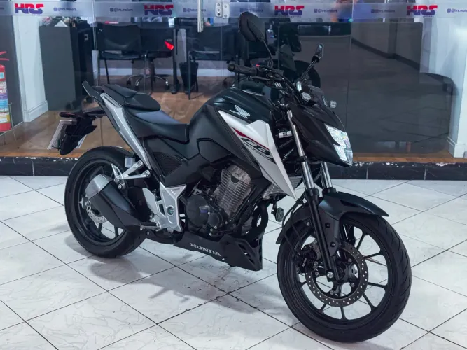 CB TWISTER 300F FLEX 2026 - EXCLUSIVA