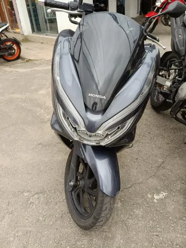 Vendo ou troco pcx