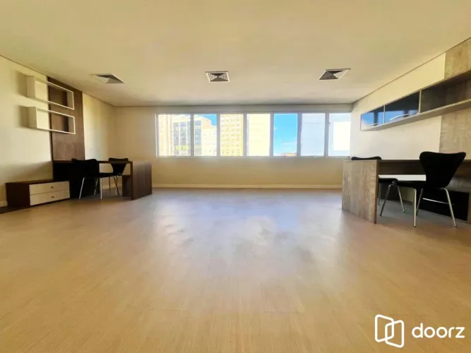 EXCELENTE SALA COMERCIAL COM VAGA NO CENTRO HISTÓRICO PRÓXIMA A OAB E CENTRO ADM