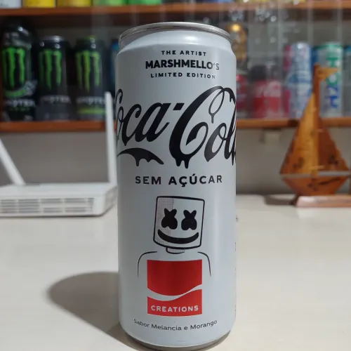 Lata Coca-Cola Creations Marshmello's