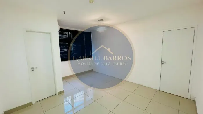 Sala comercial com 50m² no Jd. Aquarius, Ed. Prime Offices. Banheiro privativo e ar-condic
