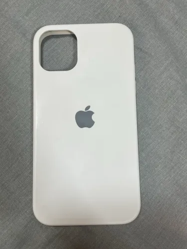 capinha/case branca iphone 11, forro aveludado, pouco usada 