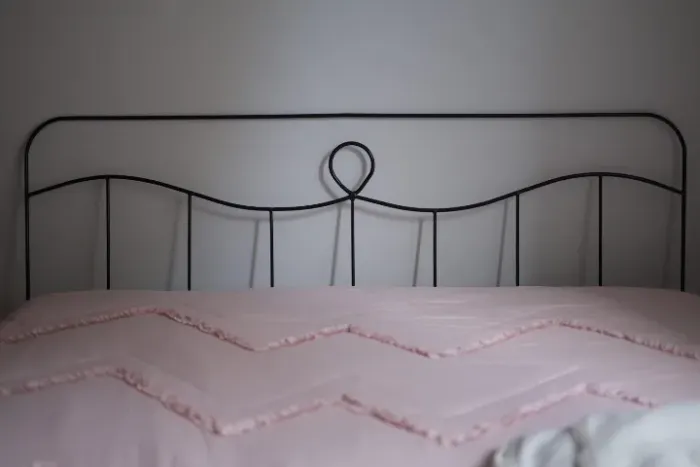 Cabeceira de cama de aço aramado  