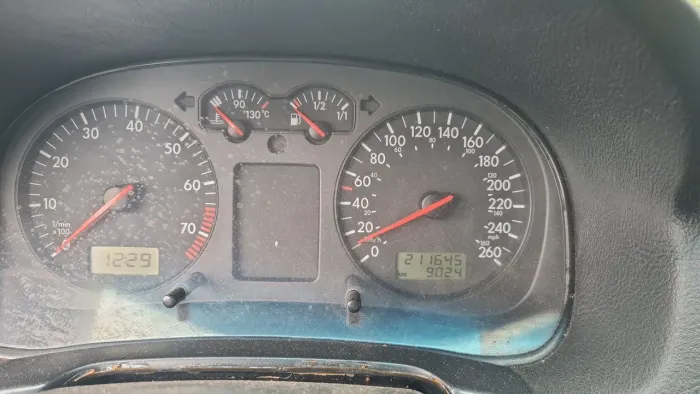 Volkswagen Bora 2.0 8V Comfortline Mec. 2001