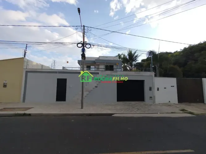 CASA À VENDA NO BAIRRO ININGA