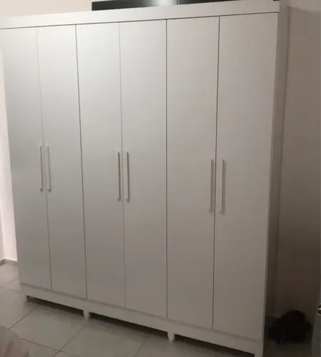 Guarda roupas de casal 6 portas