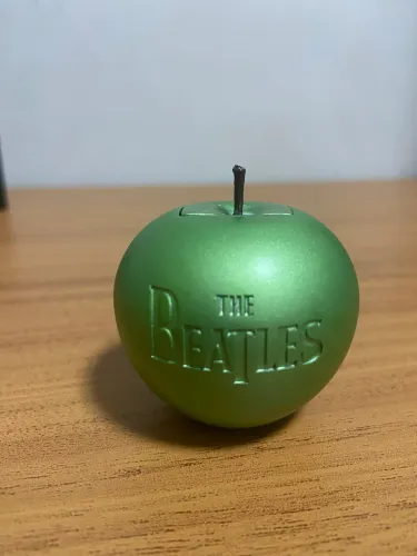 Pendrive edição limitada.  Discografia completa dos Beatles