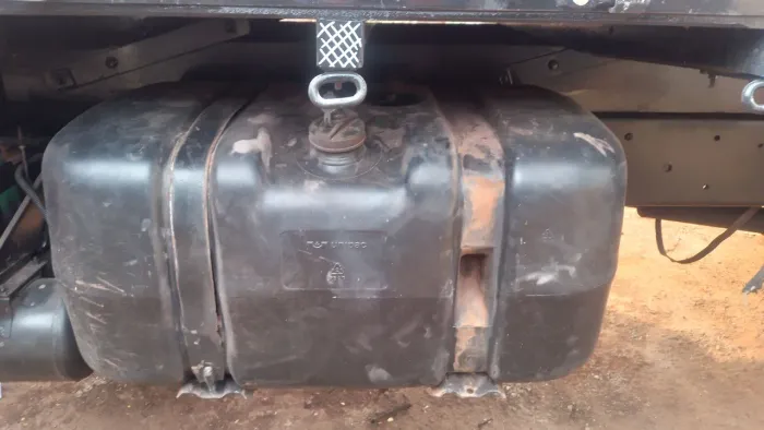 Vendo tanque de combustível 275 litros 