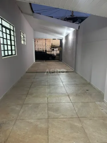 Casa para venda e aluguel com 90 m² e 2 quartos em Vila Independência, Bauru - SP
