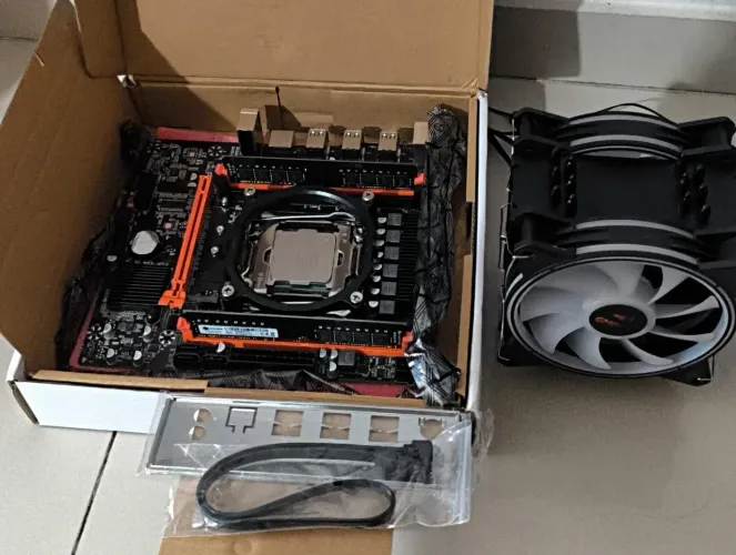Kit Xeon 2650 V4 16gb c/cooler 6 heatpipers