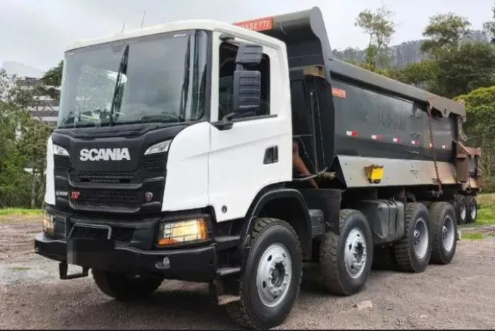 CAMINHÃO SCANIA C500 8X4