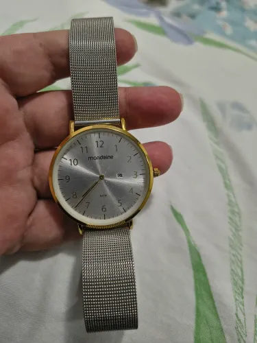 Relógio Mondaine novo