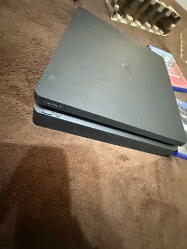 Videogame PS4 slim 1TB