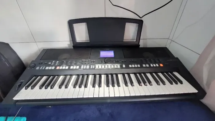 Teclado PSR-S650 único dono perfeito estado