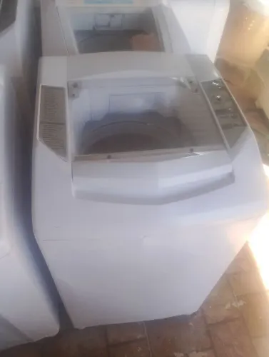 Vendo essa máquina Brastemp 8 kg funcionando perfeitamente faço entrega