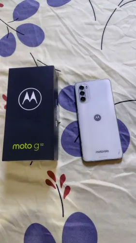 Moto G52 em ótimo estado pra vender rapido