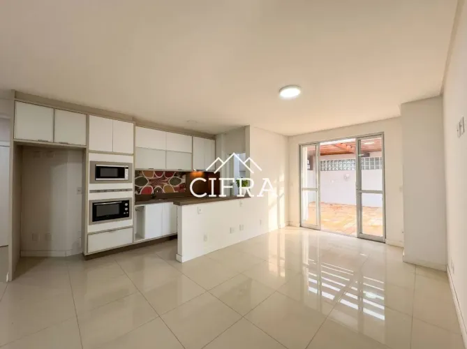 Apartamento com Terraço - Venda - 02 dormitórios - 210m2 - Semi Mobiliado - Edifício Parth