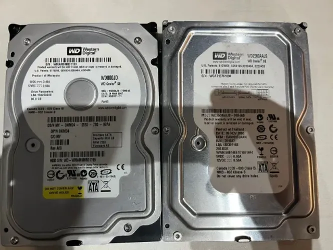 Hds de PC Sata em perfeito estado ! Os2 Hds por 50,00 !!