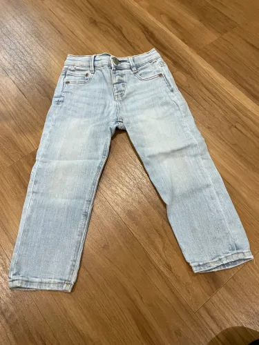 Calça jeans infantil 
