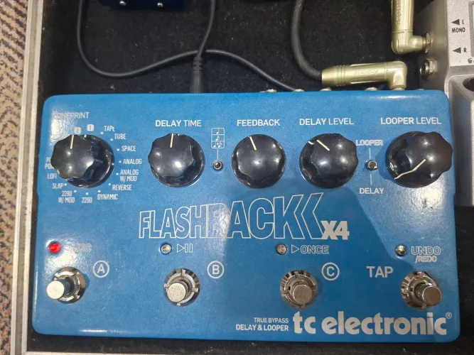 Pedal Delay flashback x4 
