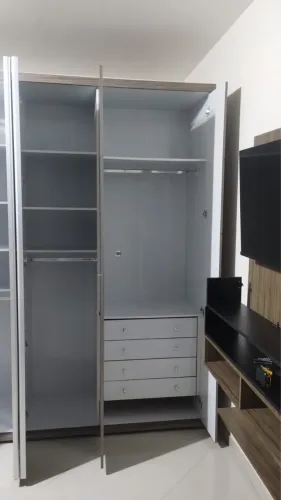 Guarda roupa grande casal