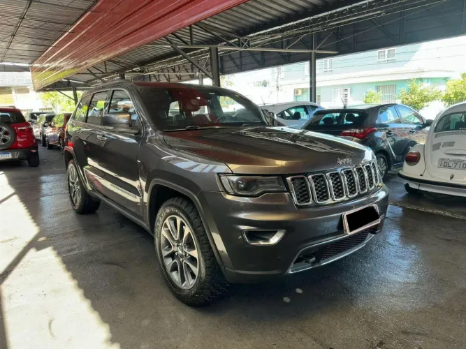 Jeep Grand Cherokee Limited 3.0 TB Dies. AUT 2018