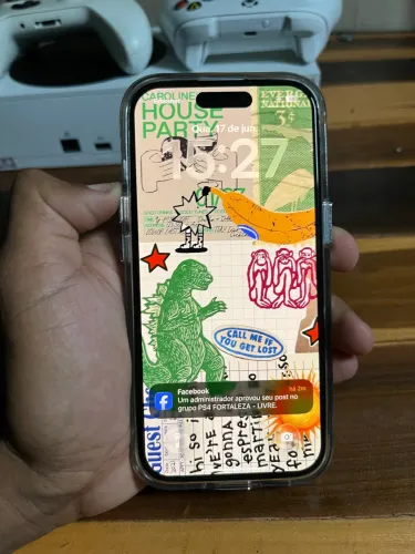 iPhone 15 128Gigas Branco Gelo - Seminovo