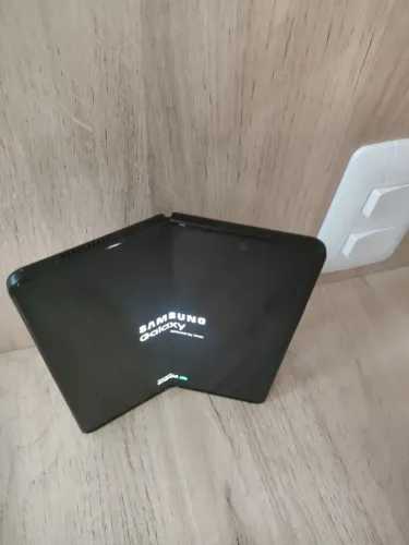 Samsung Galaxy Z fold3 5G / 256 Gigas. Celular / Tablet. Aceito Troca / Parcelo ate 12x