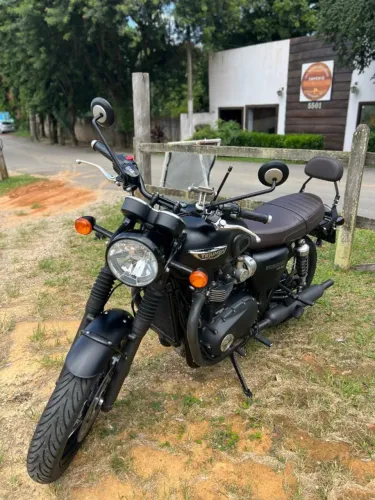 ? OPORTUNIDADE REAL - TRIUMPH T120 BLACK 2020 ?