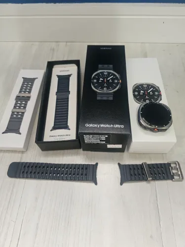 Galaxy Watch Ultra (2024) 47mm LTE 32GB Titânio + 2 Pulseiras | Completo na Caixa