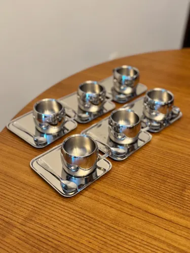Conjunto xícaras Tramontina inox 18 peças R$ 270,00