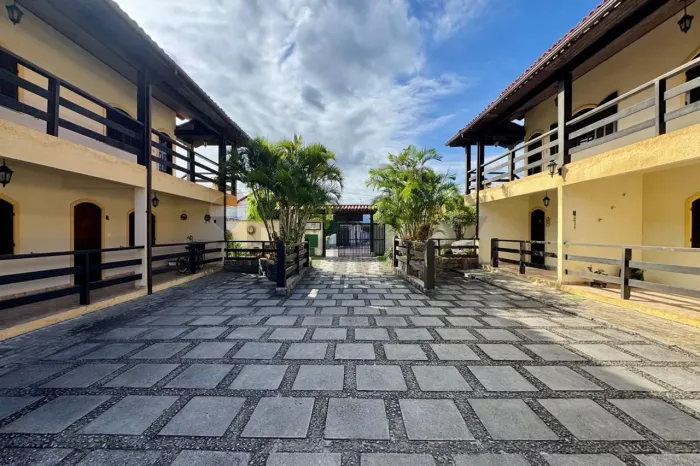 Casa em condominio à venda em Cabo Frio