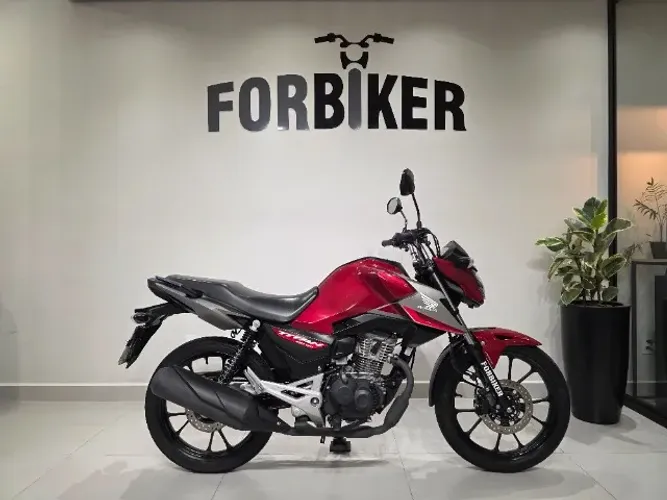 Honda CG 160 Titan 2025- Aceito troca