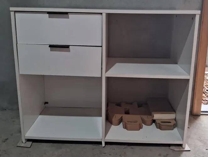 Mesa com Gavetas/Escrivaninha