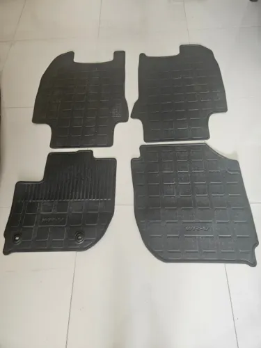 Tapete de Borracha para Carros de Passeio