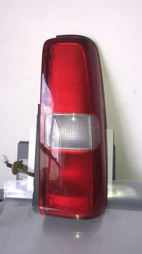 Suzuki Jimny 2020  Lanterna direita original