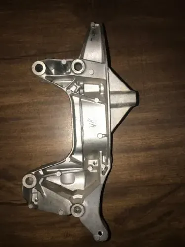Suporte da direção e compressor de ar para linha Gol, Fox, Voyage e Saveiro