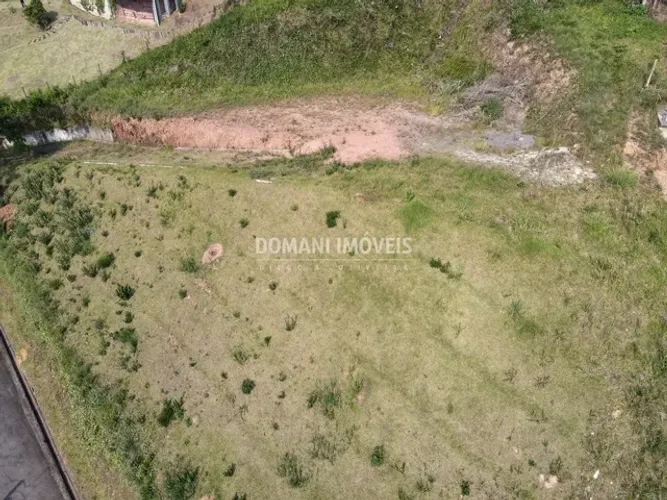 Terreno à Venda em Condomínio Fechado na Região de Descansópolis- Campos do Jordão/SP
