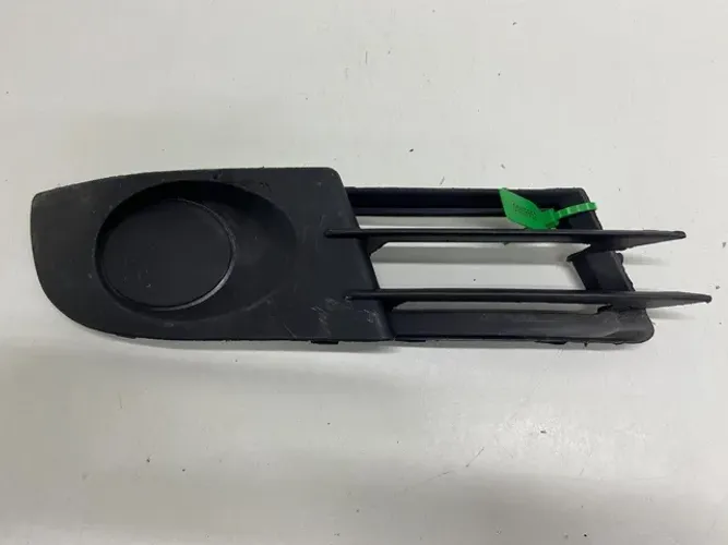 Moldura Farol Auxiliar Gm Vectra Gt 2006/2008 Dir Sem Milha