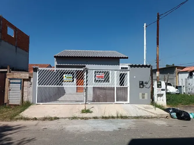 Casa térrea na Morada do Contorno em Resende RJ. ( 2 quartos. Suite) R$ 380 mil