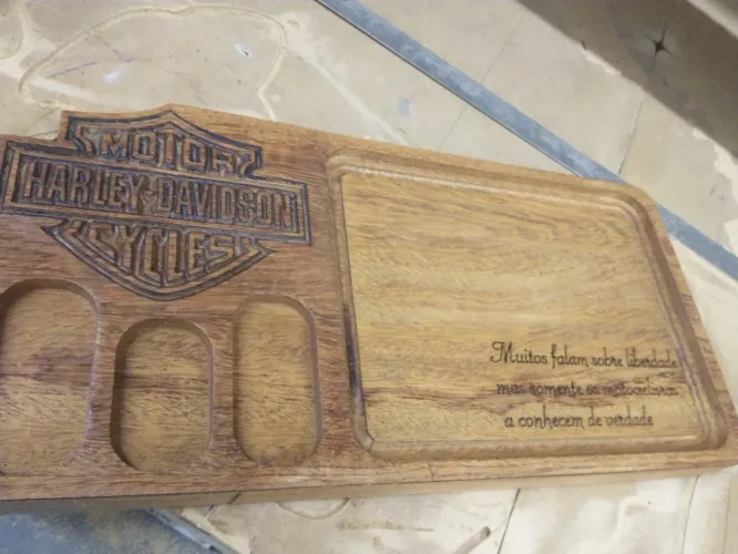 Corte e gravação taboas de churrasco 