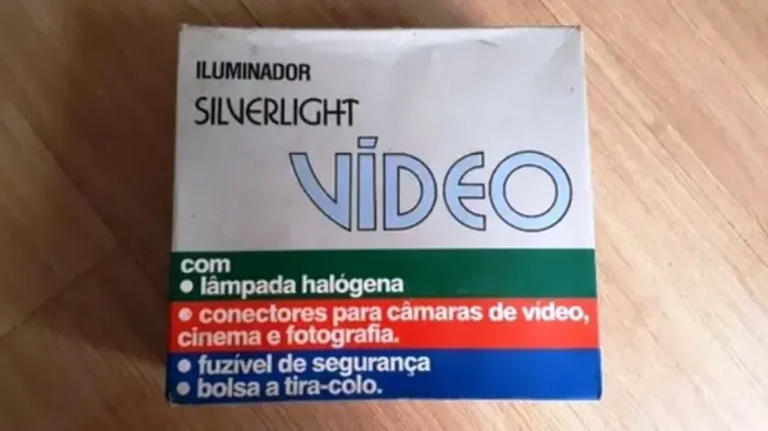 Iluminador Silverlight Vídeo 110 V + Tripé