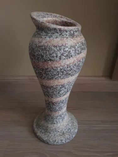 Vaso pintura alto relevo