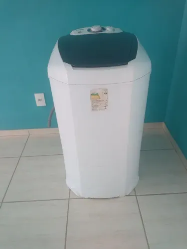 Tanquinho de lavar roupa suggar 12kg