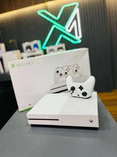 Xbox one s com melhor preço da região / avance aqui