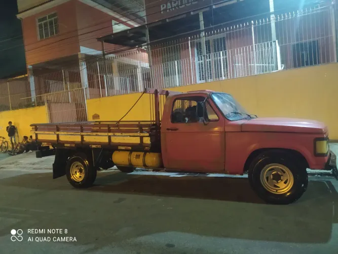 Frete e mudança
