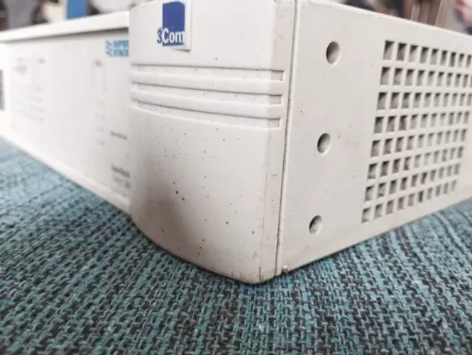 Switch SuperStack II 3300 - 3Com - Seminovo